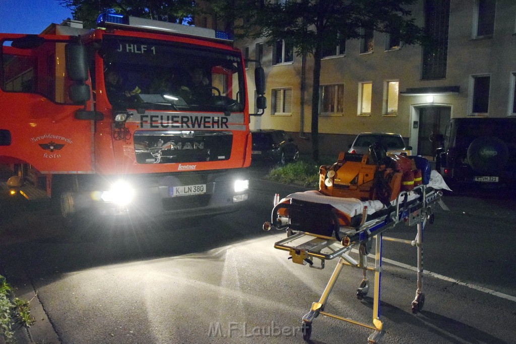 Einsatz BF Bedrohungslage Koeln Kalk P10.JPG - Miklos Laubert